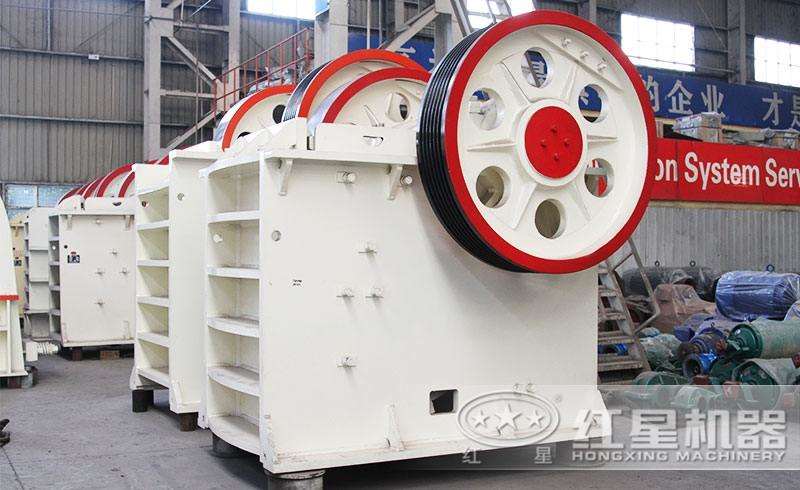 選銅設(shè)備:顎式破碎機 選銅設(shè)備:顎式破碎機