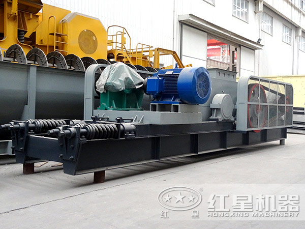 紅星對輥破碎機(jī) 紅星對輥破碎機(jī)