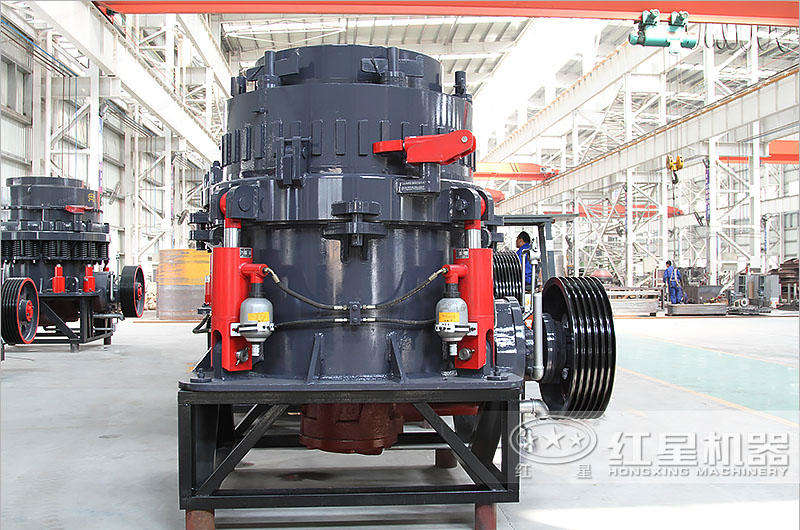 全液壓圓錐破碎機(jī)GYS300，出料粒形更好