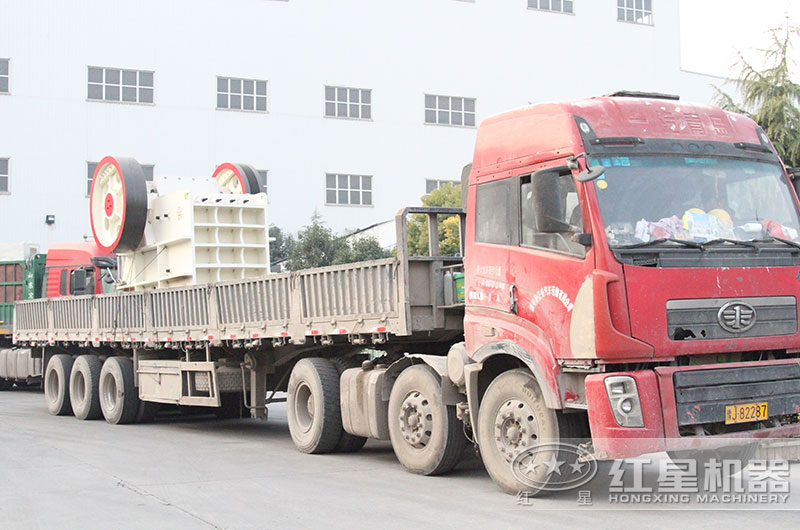 時產(chǎn)500噸沙石料加工設備發(fā)貨 時產(chǎn)500噸沙石料加工設備發(fā)貨