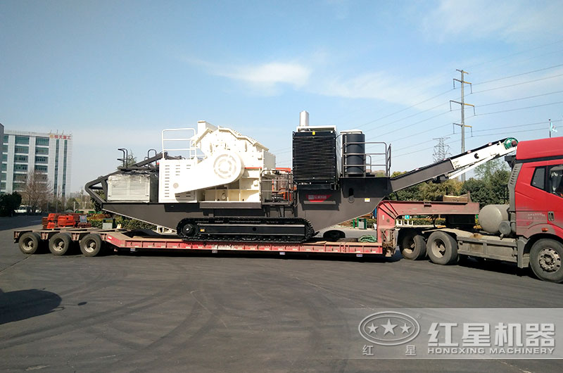 時(shí)產(chǎn)200噸移動制砂機(jī)直接發(fā)往客戶現(xiàn)場 時(shí)產(chǎn)200噸移動制砂機(jī)直接發(fā)往客戶現(xiàn)場