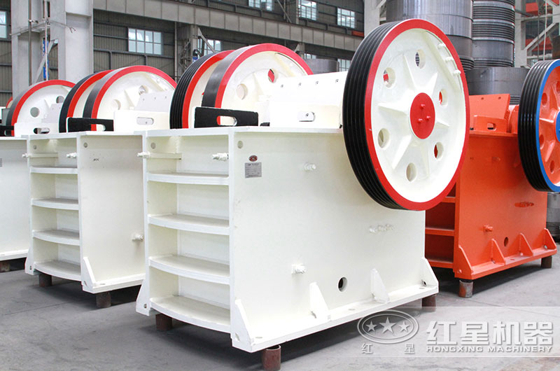 69型碎石機(jī)設(shè)備圖片 69型碎石機(jī)設(shè)備圖片