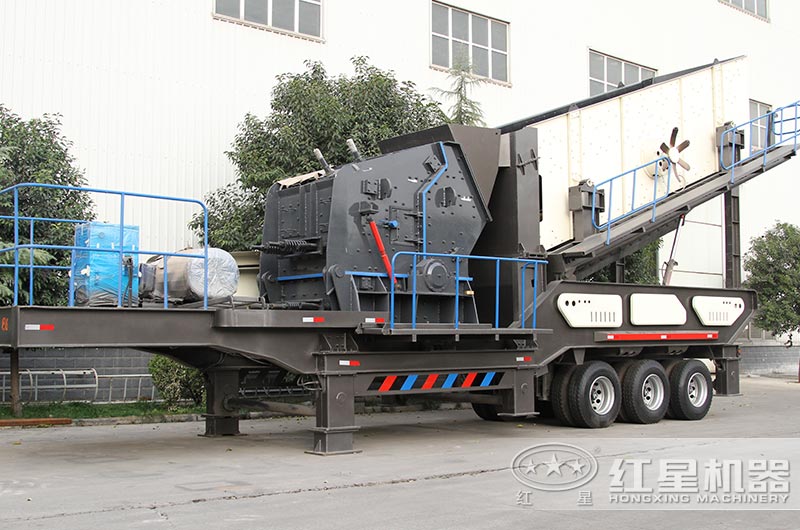 移動反擊式破碎機(jī)設(shè)備圖片 移動反擊式破碎機(jī)設(shè)備圖片