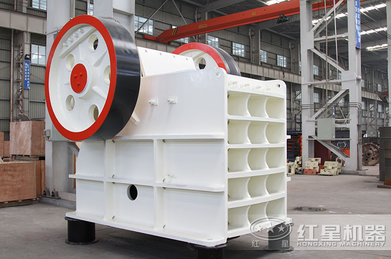 顎式破碎機設(shè)備圖片 顎式破碎機設(shè)備圖片