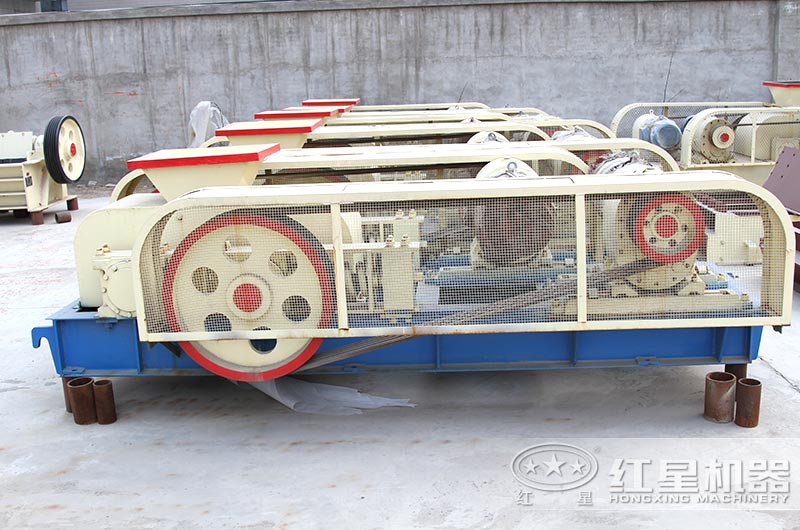 對輥式破碎機現貨供應 對輥式破碎機現貨供應