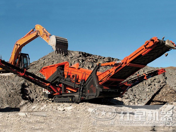 方解石加工流動破石機(jī)工作便捷，轉(zhuǎn)型靈活