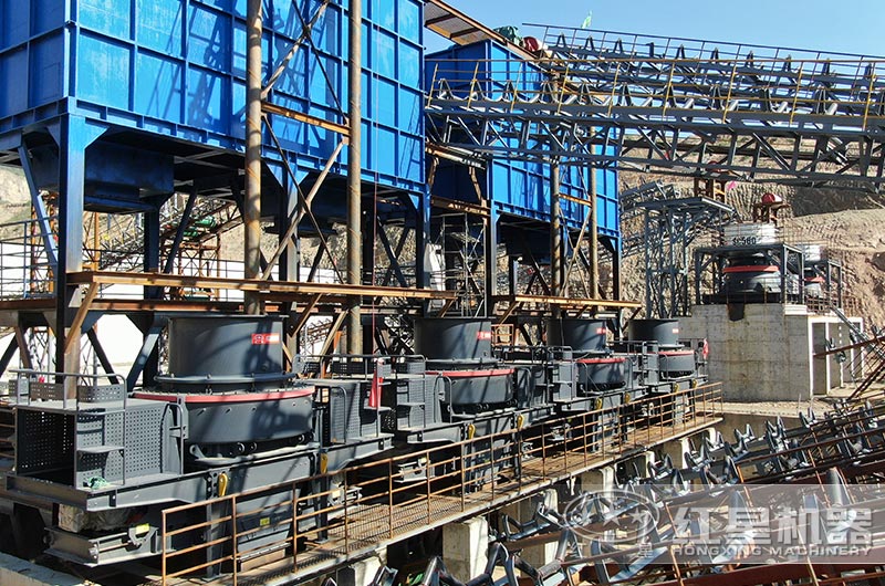 大型制砂現(xiàn)場(chǎng) 大型制砂現(xiàn)場(chǎng)